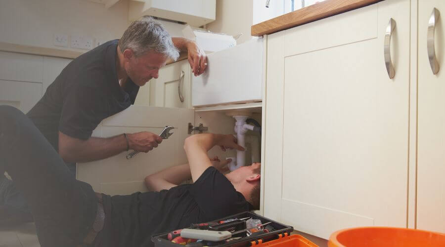 Professional burst pipe repair services in Fruitland, IA
